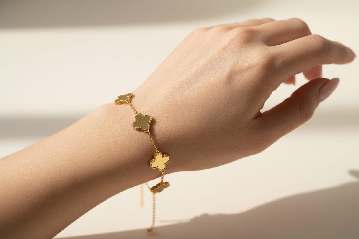 一直手上戴着四叶草黄金手环的摄影特性